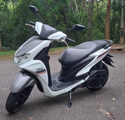 YAMAHA FLUO 125 ABS 